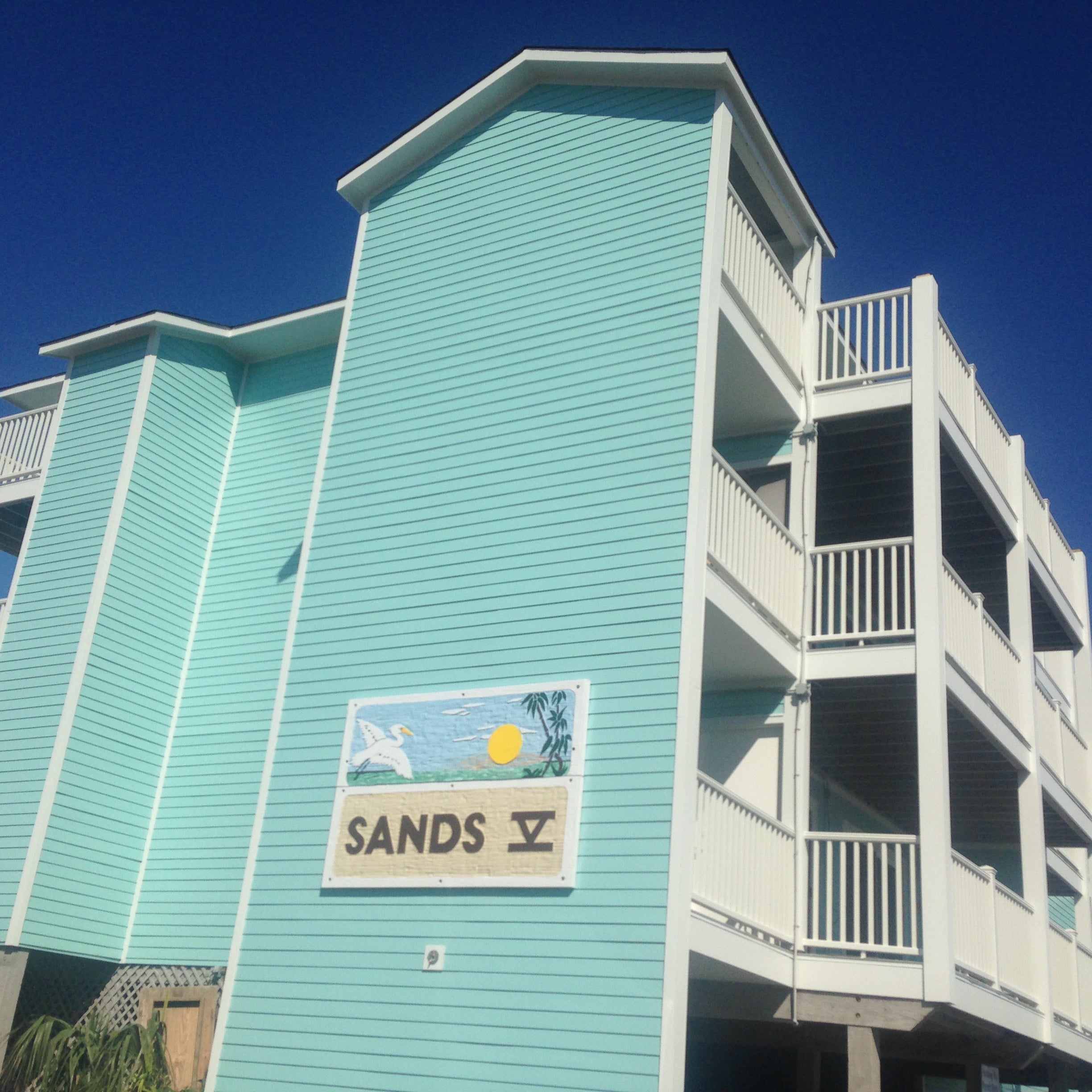 Sands V Sign