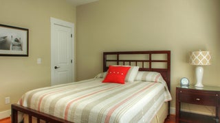 Doublewood+A-Bedroom