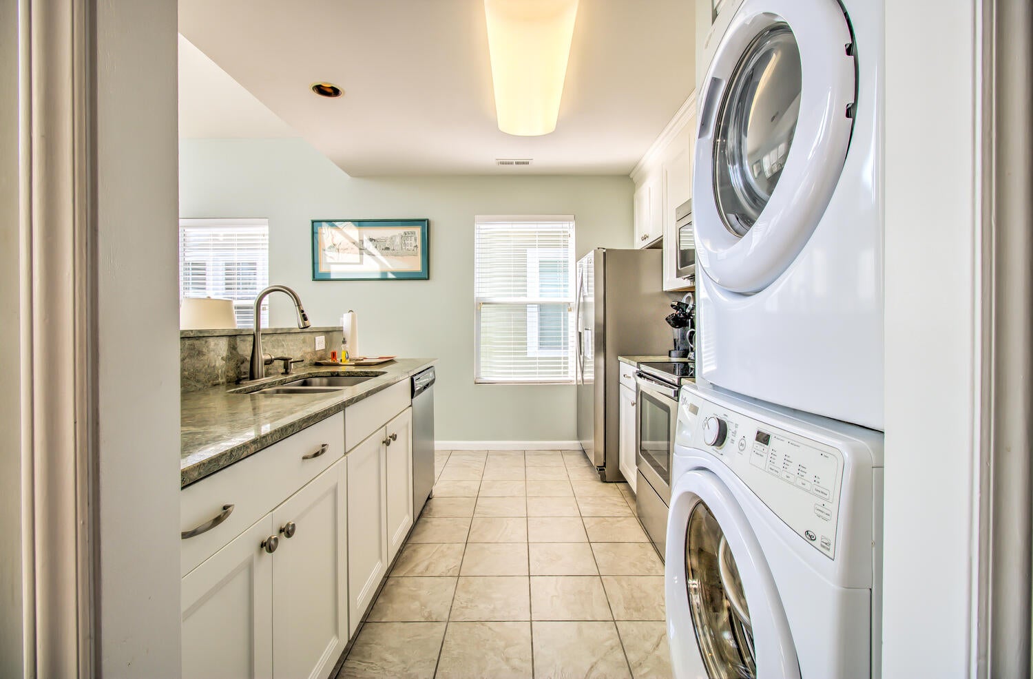 Shore to Please-Kitchen and Laundry