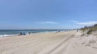 Sand+Pebbles+A14+Carolina+Beach