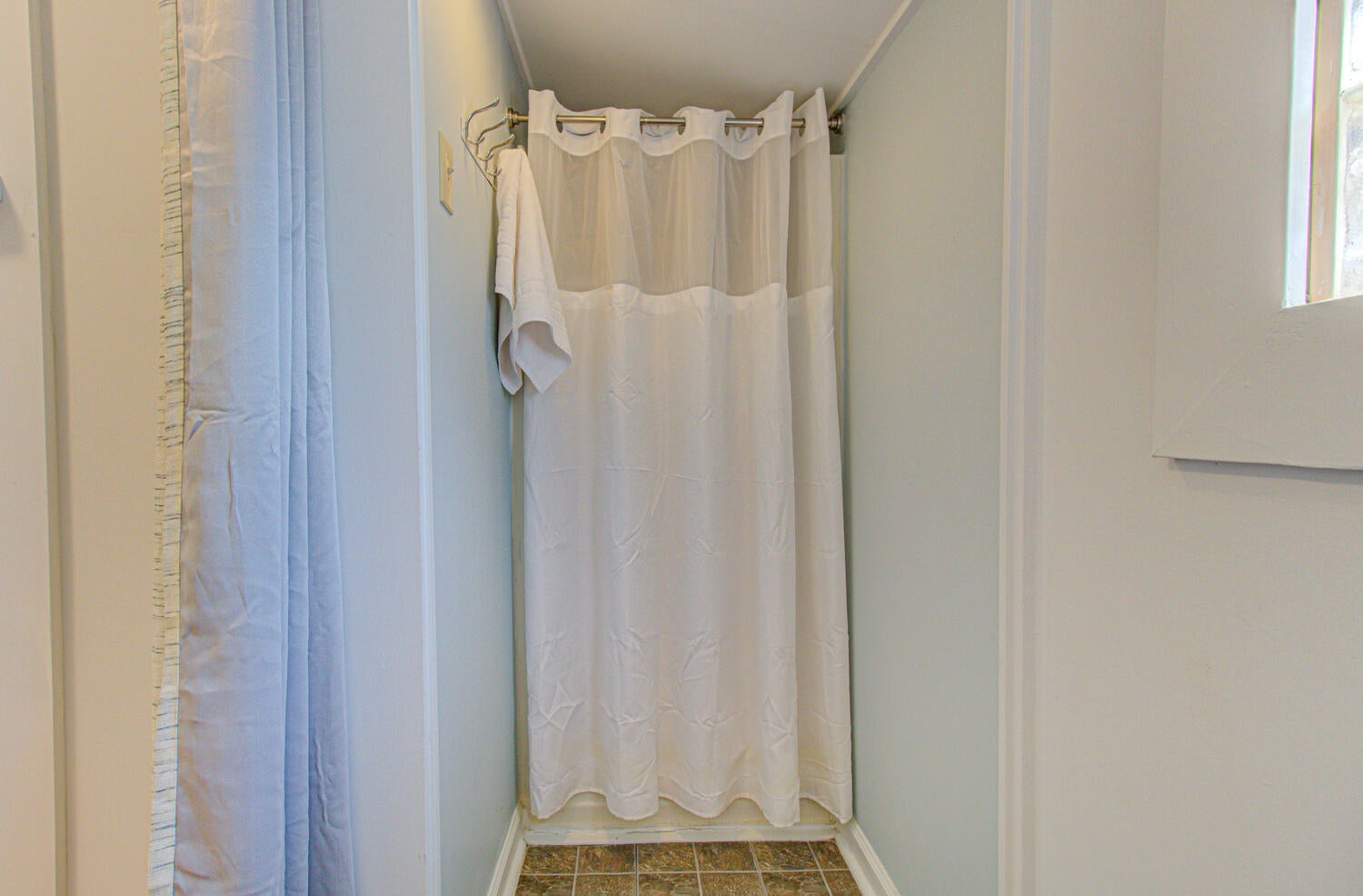 Carolina Cottage-Bathroom Shower