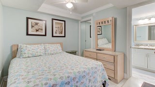 Cabana+Suites+302-Bedroom