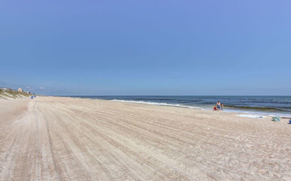 Sand Pebbles A14 Carolina Beach 2