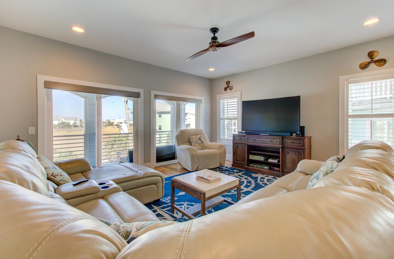 Carolina Beach North-Living Room