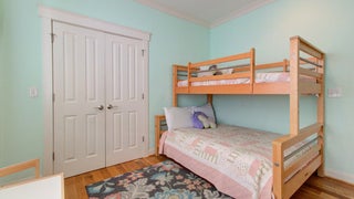 1+Perfect+Alignment-Bedroom
