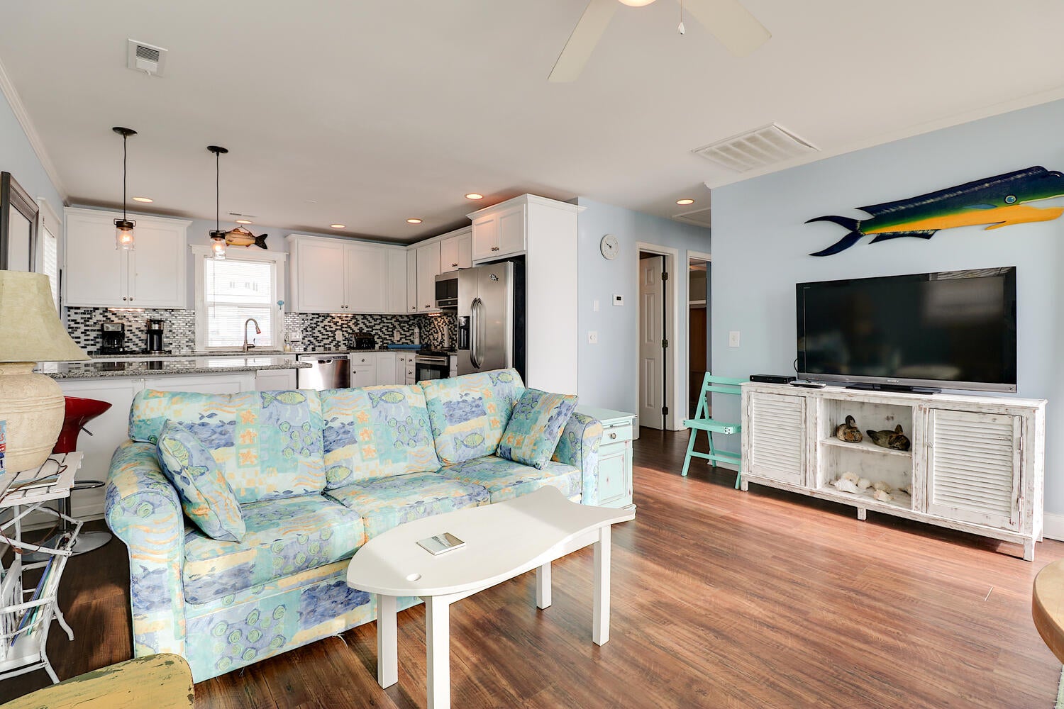 Oceanfront Carolina-Living Room