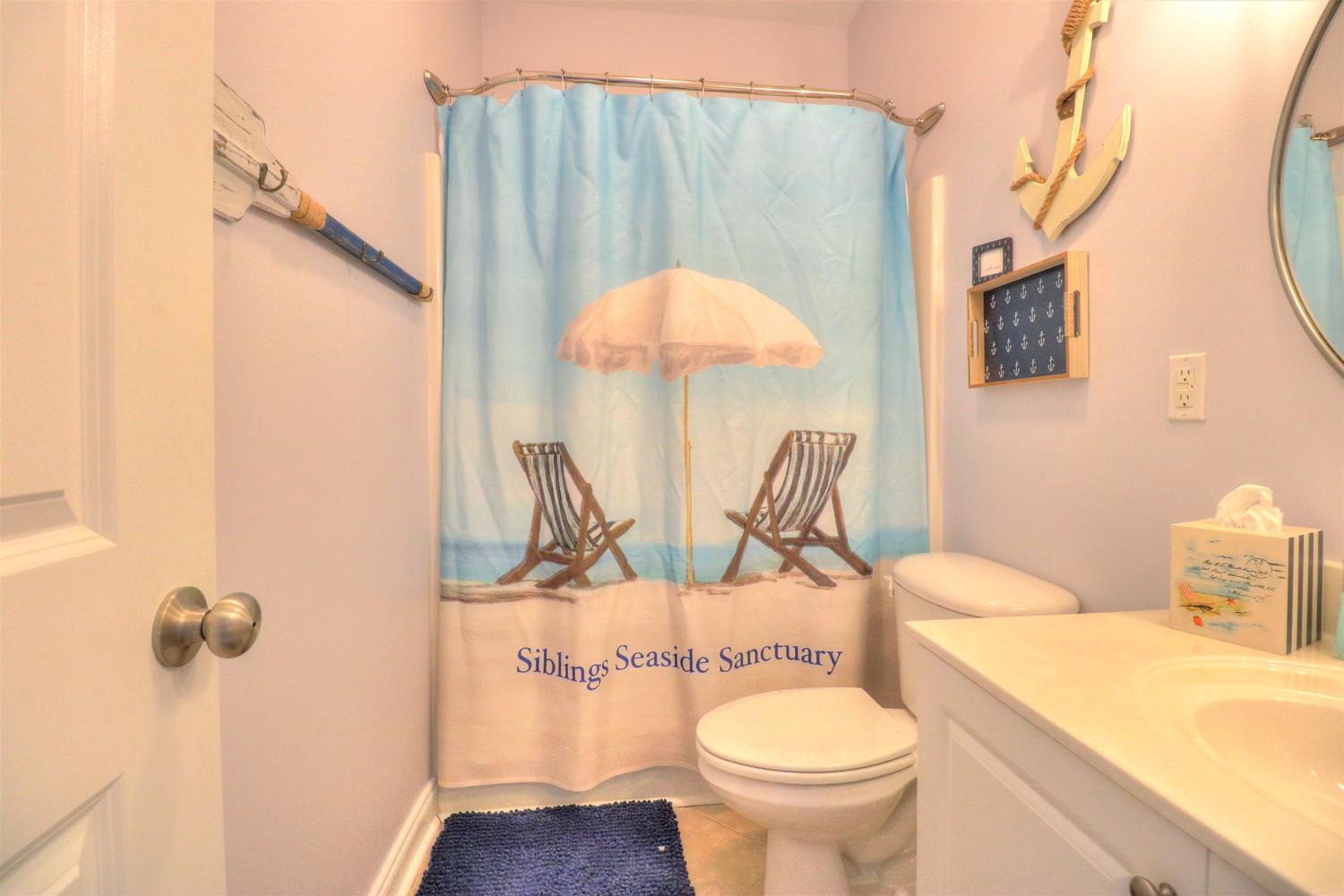 Siblings+Seaside+Sanctuary-Bathroom