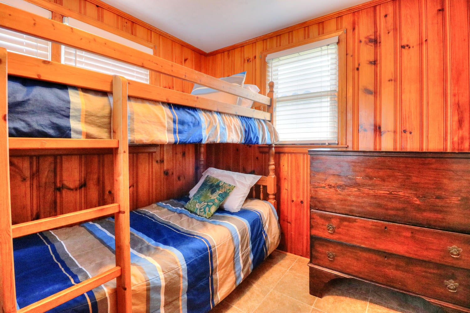 Nautical Nook-Bedroom